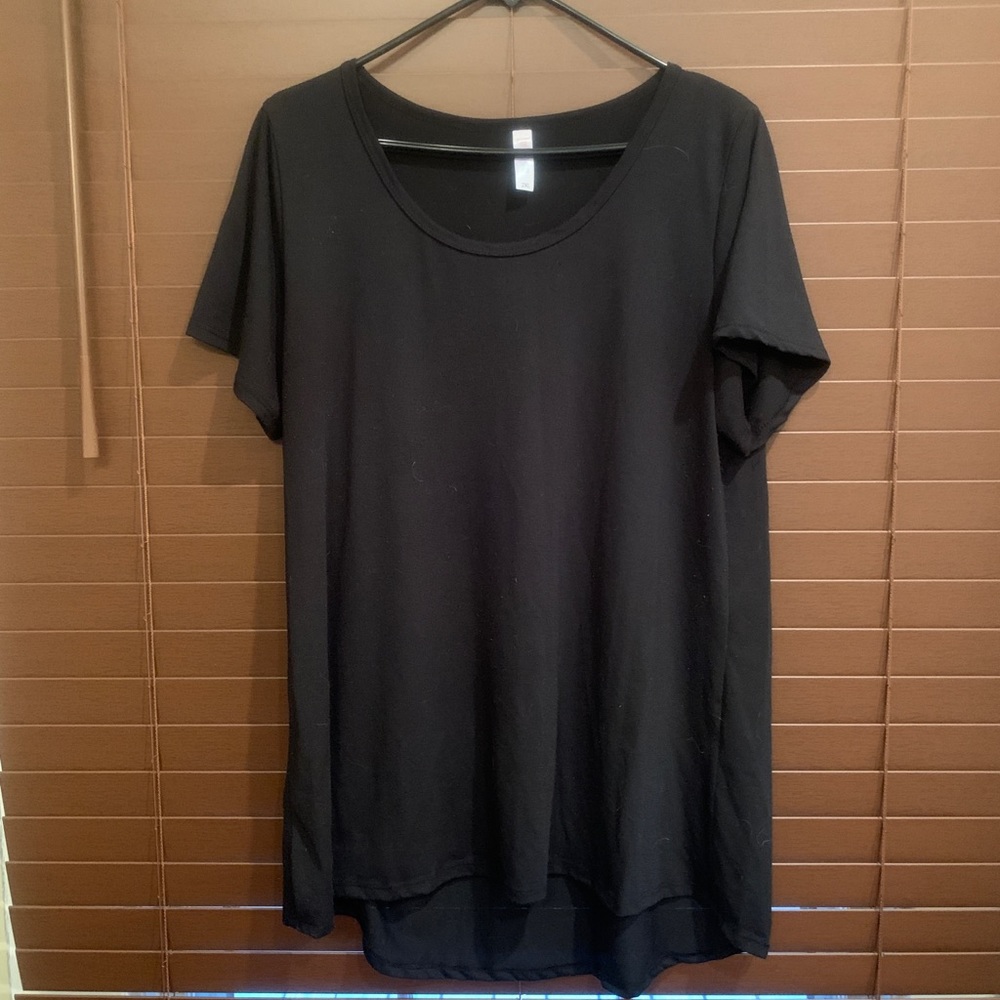 LulaRoe classic t size 2XL